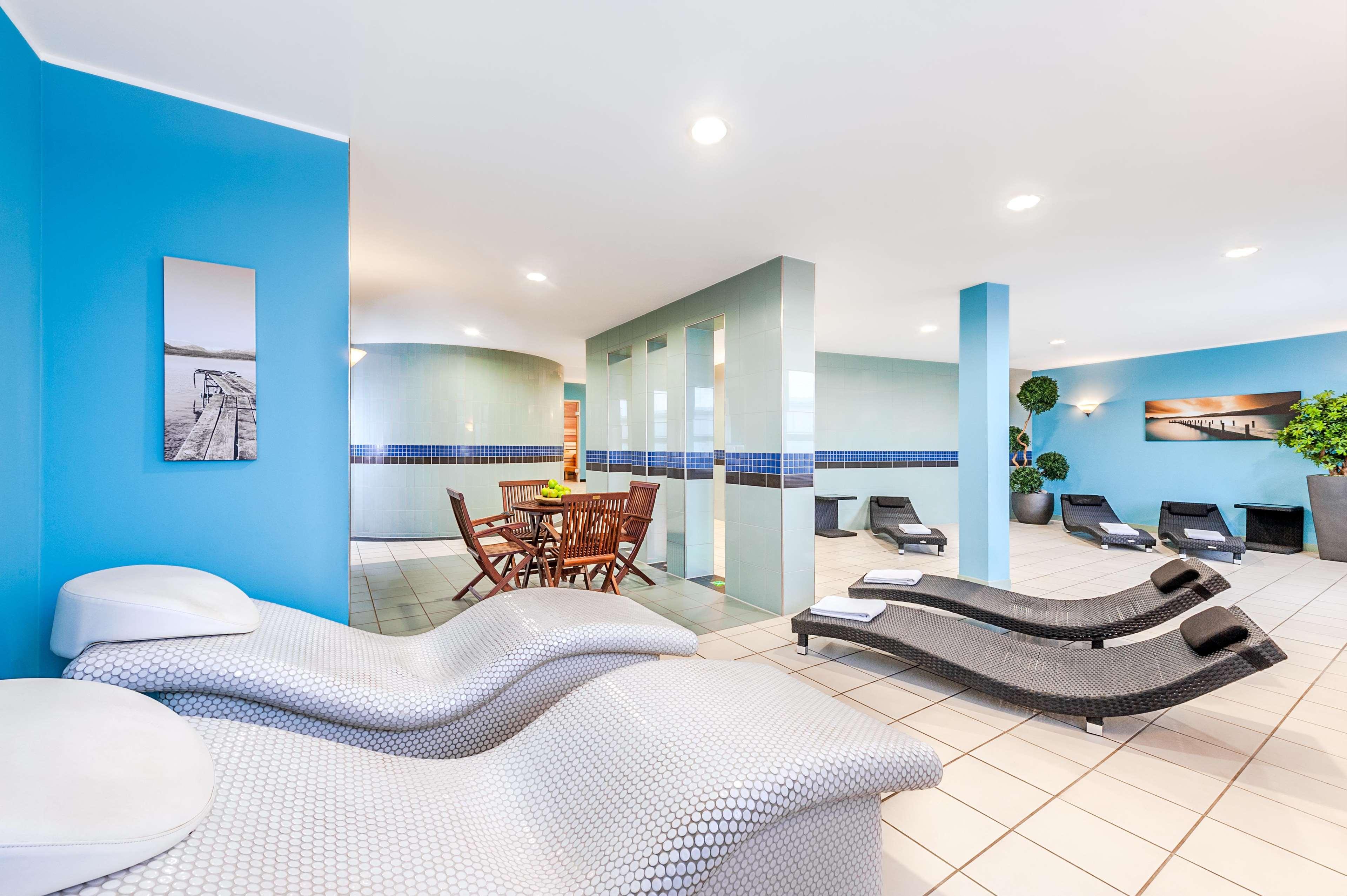 Nh Muenchen Ost Conference Center 4*