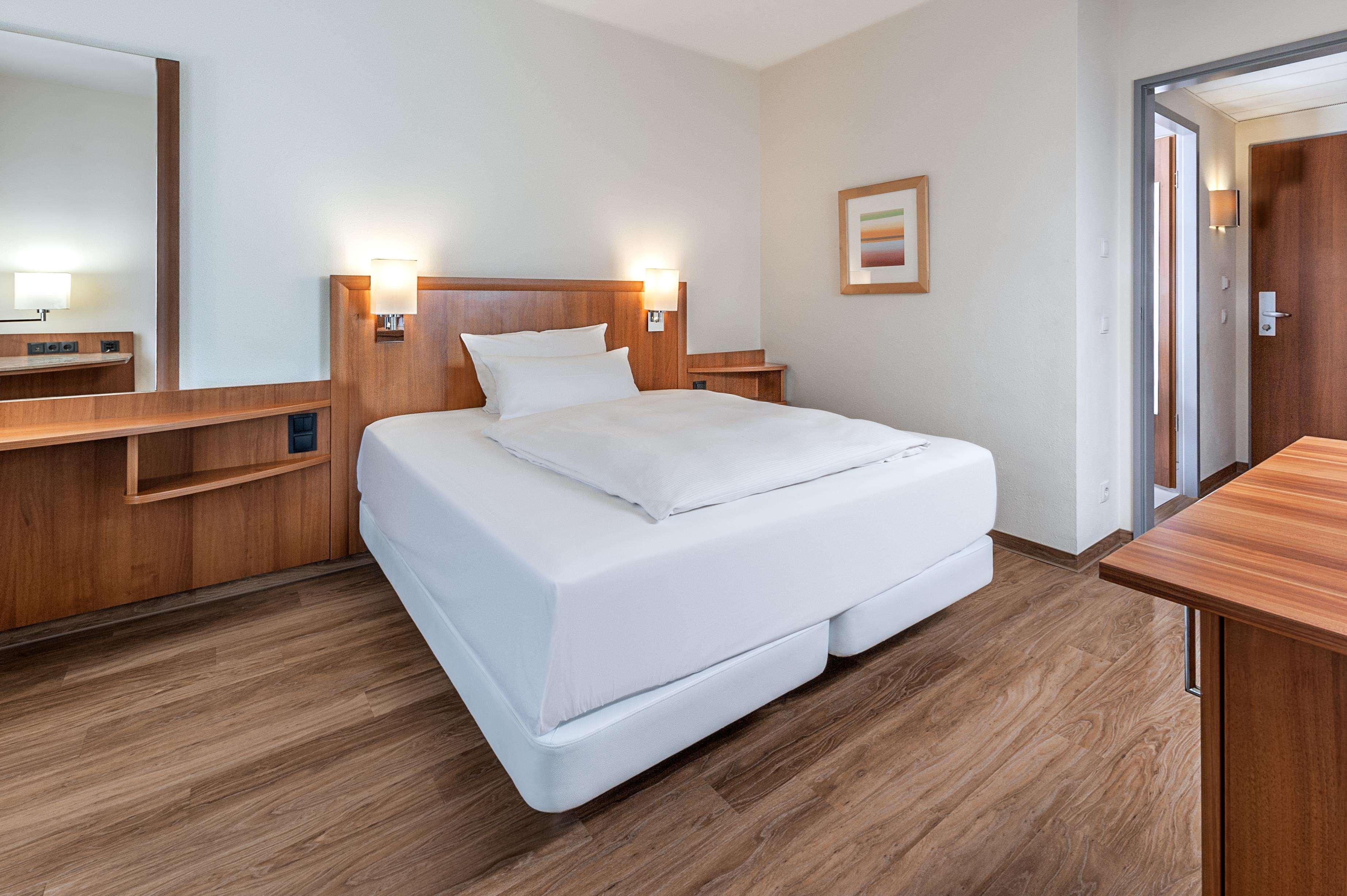 Nh Muenchen Ost Conference Center Hotel