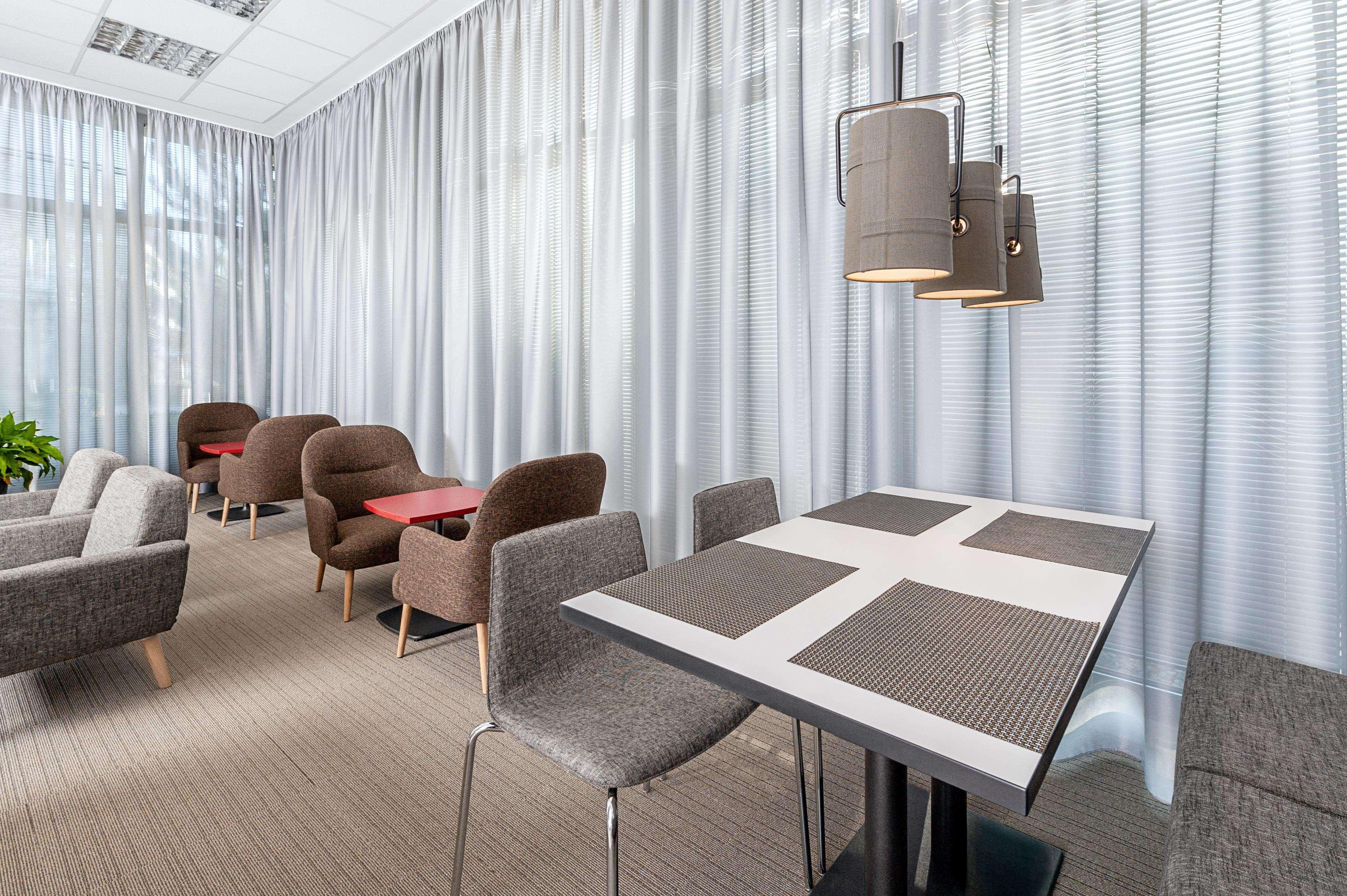 Nh Muenchen Ost Conference Center Hotel 4*