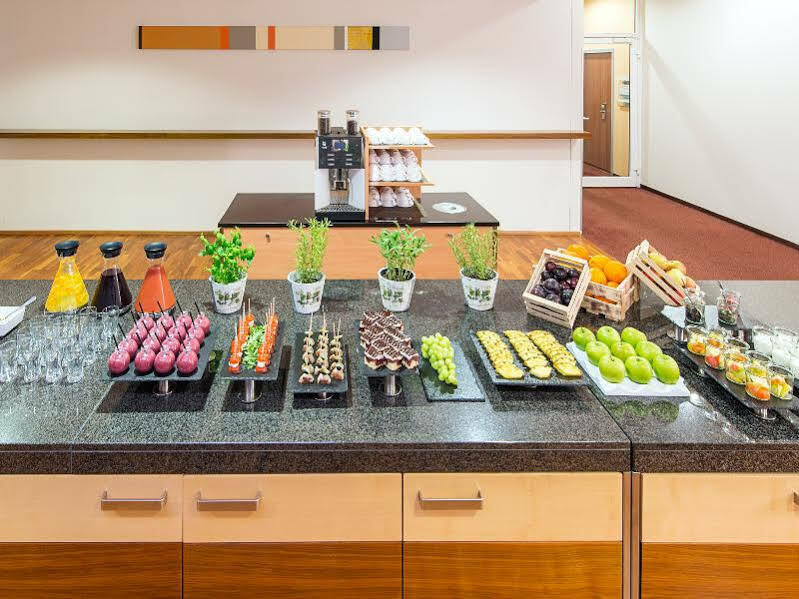 Hotel Nh Muenchen Ost Conference Center 4*